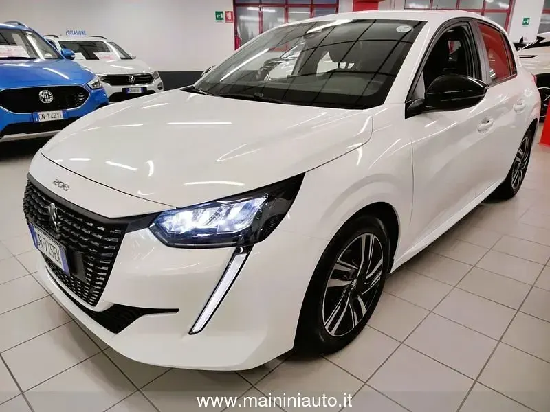 Usata Peugeot 208 Active 75 CV (55 kW) 2023 Utilitaria