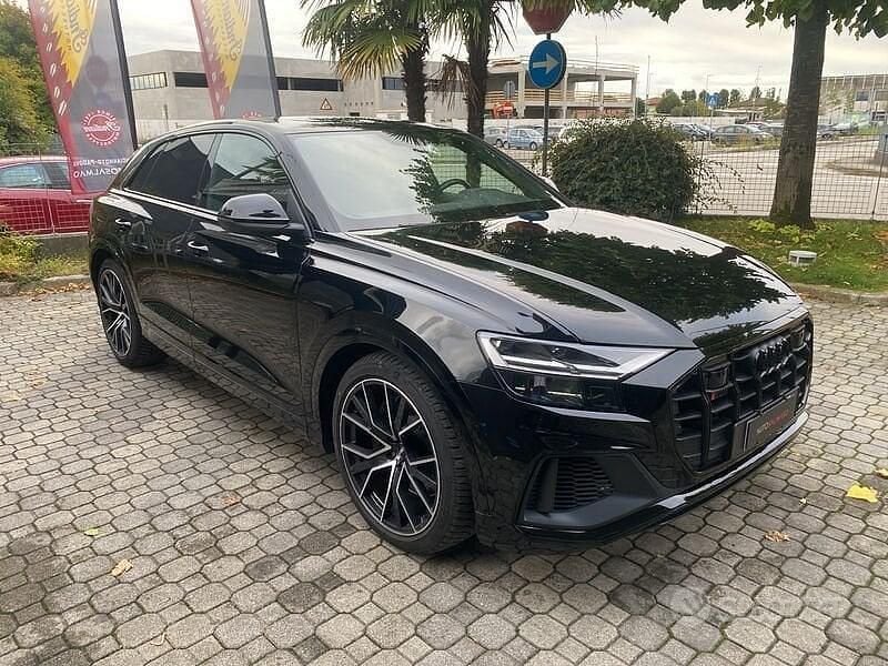 Usata Audi Q8 Comfort 435 CV (319 kW) 2020 Nero SUV
