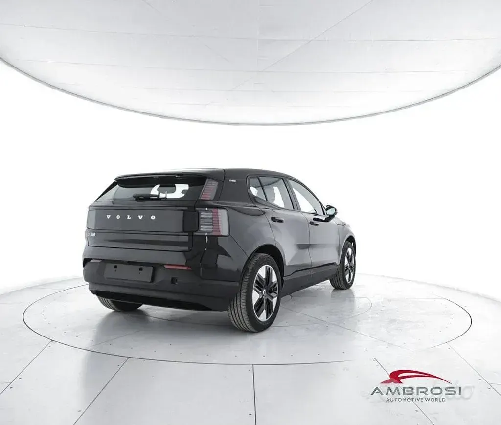 Nuova Volvo EX30 Single Motor Extended Range 149 kW (203 CV) 2026 Grigio SUV