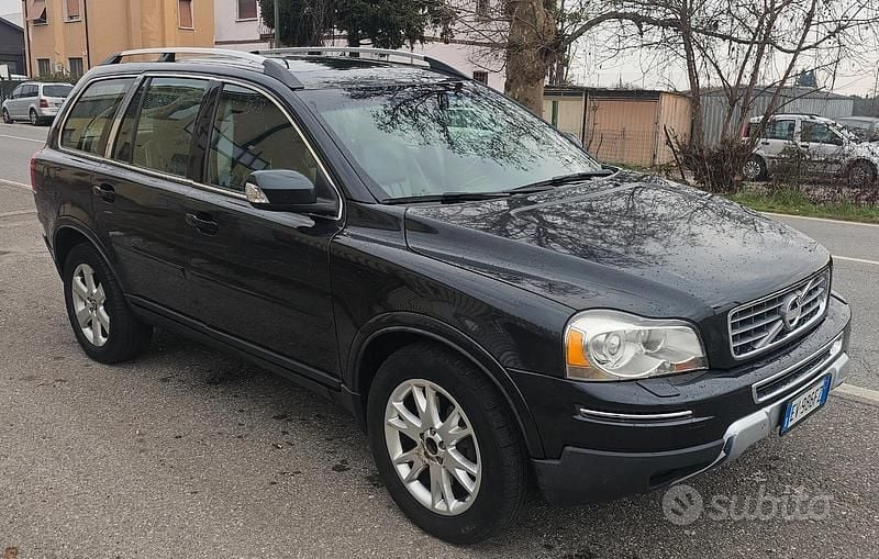 Usata Volvo XC90 Executive 184 CV (135 kW) 2010 Grigio SUV