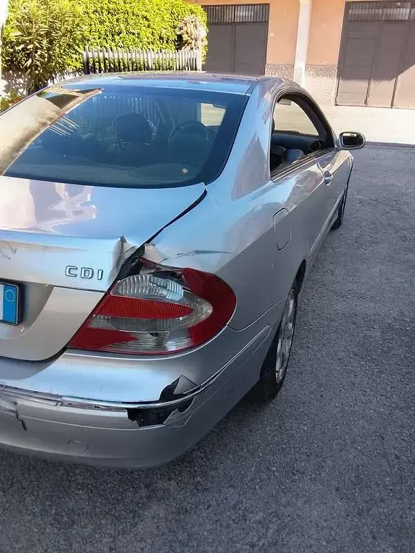 Usata Mercedes CLK270 Elegance 170 CV (125 kW) 2004 Coupé