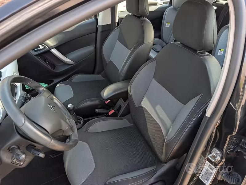 Usata Citroën C3 Exclusive 60 CV (44 kW) 2011 Nero Berlina