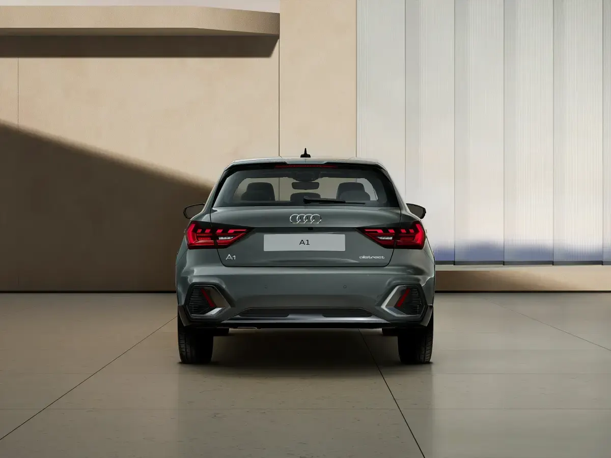 Nuova Audi A1 Business 116 CV (85 kW) 2026 Grigio chronos metallizzato SUV