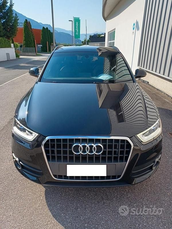 Usata Audi Q3 Advanced Plus 140 CV (102 kW) 2013 Nero SUV