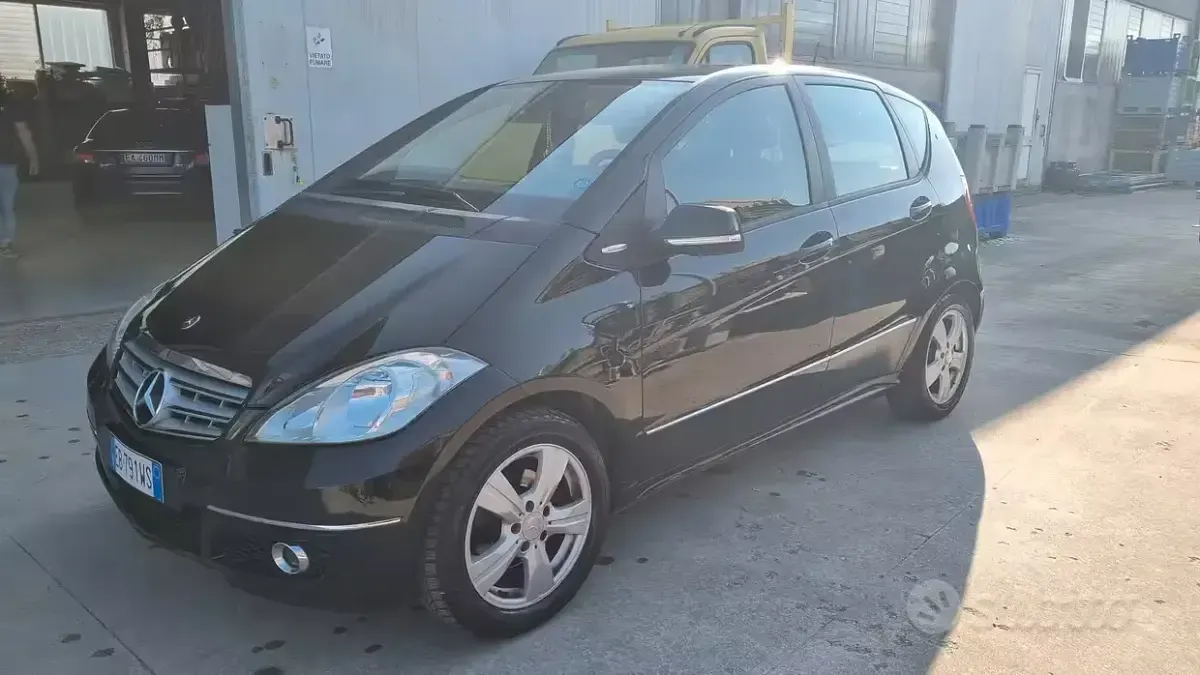 Usata Mercedes A150 Avantgarde 95 CV (69 kW) 2010 Nero Berlina