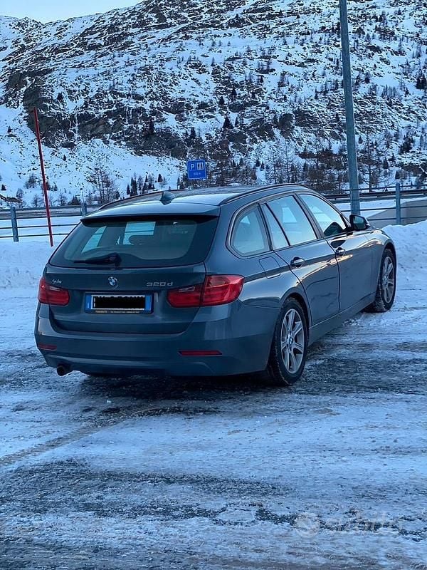 Begagnad BMW 320 184 HK (135 kW) 2014 Kombi