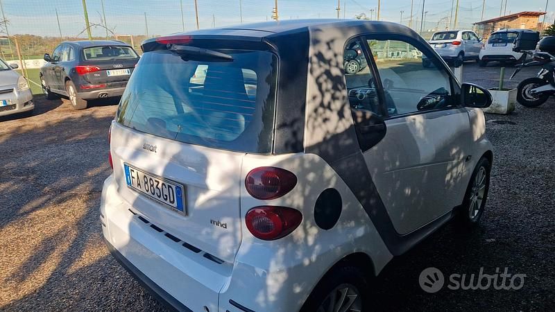 Usata Smart ForTwo Coupé 71 CV (52 kW) 2010 Bianco Coupé