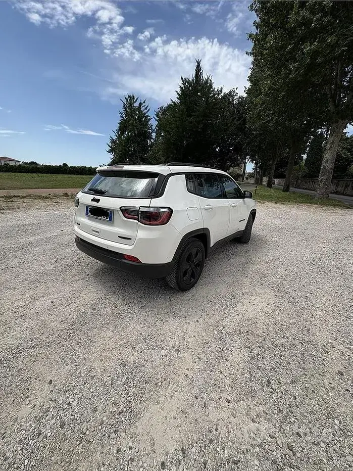 Usata Jeep Compass 120 CV (88 kW) 2018 Bianco SUV