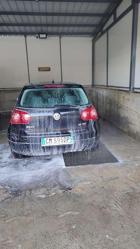 Usata VW Golf IV Comfortline 105 CV (77 kW) 2003 Berlina