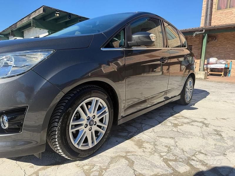 Usata Ford C-MAX Business Edition 116 CV (85 kW) 2015 Marrone Monovolume