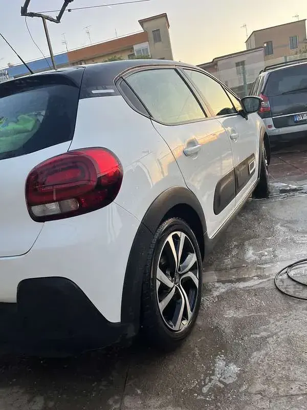 Begagnad Citroën C3 PureTech 83 HK (61 kW) 2020 Halvkombi
