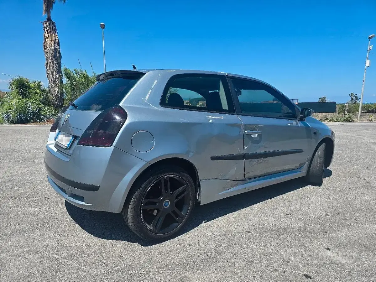 Usata Fiat Stilo 120 CV (88 kW) 2006 Berlina