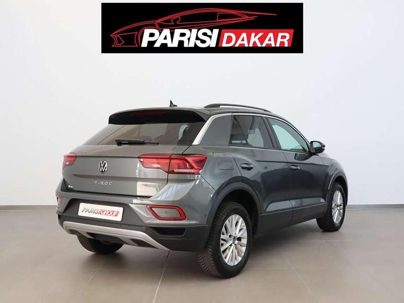 Usata VW T-Roc Life 110 CV (80 kW) 2024 Grigio(met.) SUV