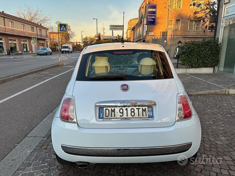 Usata Fiat 500 Lounge 69 CV (50 kW) 2007 Blu Utilitaria