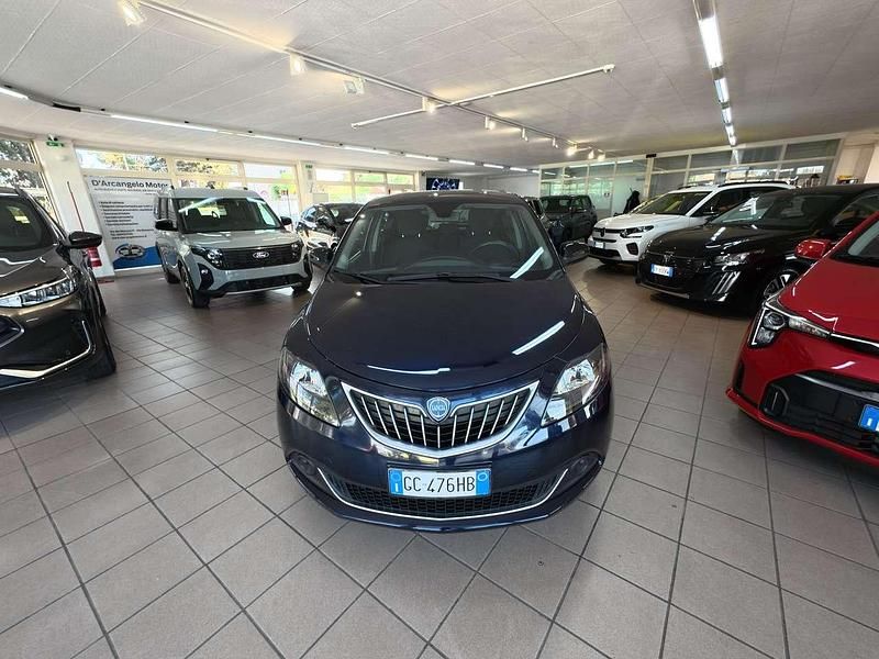Usata Lancia Ypsilon Silver 69 CV (50 kW) 2021 Other Utilitaria