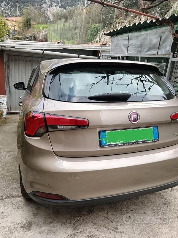 Usata Fiat Tipo 95 CV (69 kW) 2017 Berlina