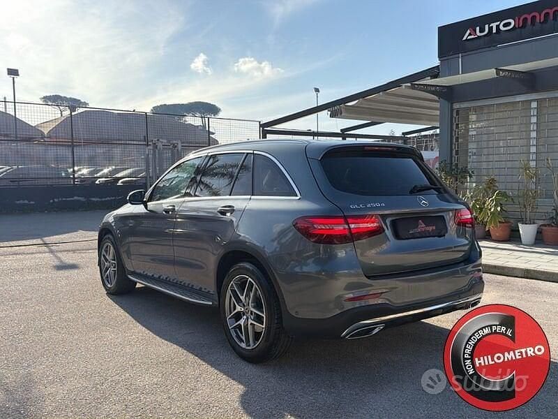 Usata Mercedes GLC250 Premium 204 CV (150 kW) 2018 Gray SUV