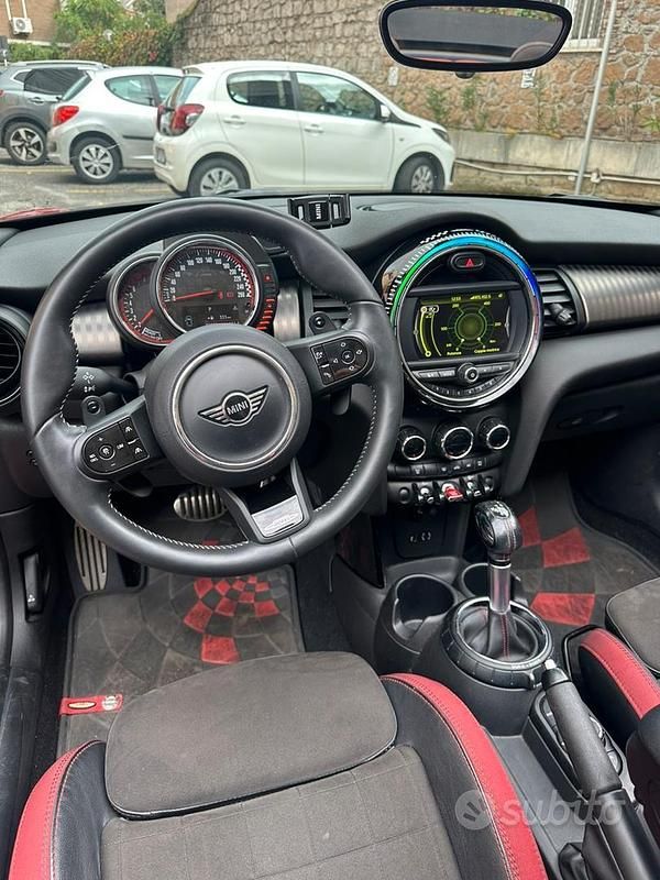 Usata Mini John Cooper Works Cabriolet 231 CV (169 kW) 2016 Rosso Cabrio