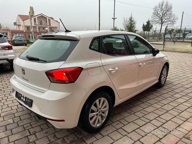 Usata Seat Ibiza Business 90 CV (66 kW) 2022 Bianco Berlina