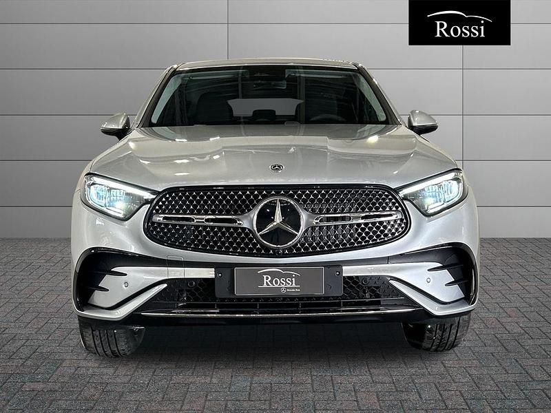 Nuova Mercedes GLC300e 197 CV (144 kW) 2026 Nero Coupé