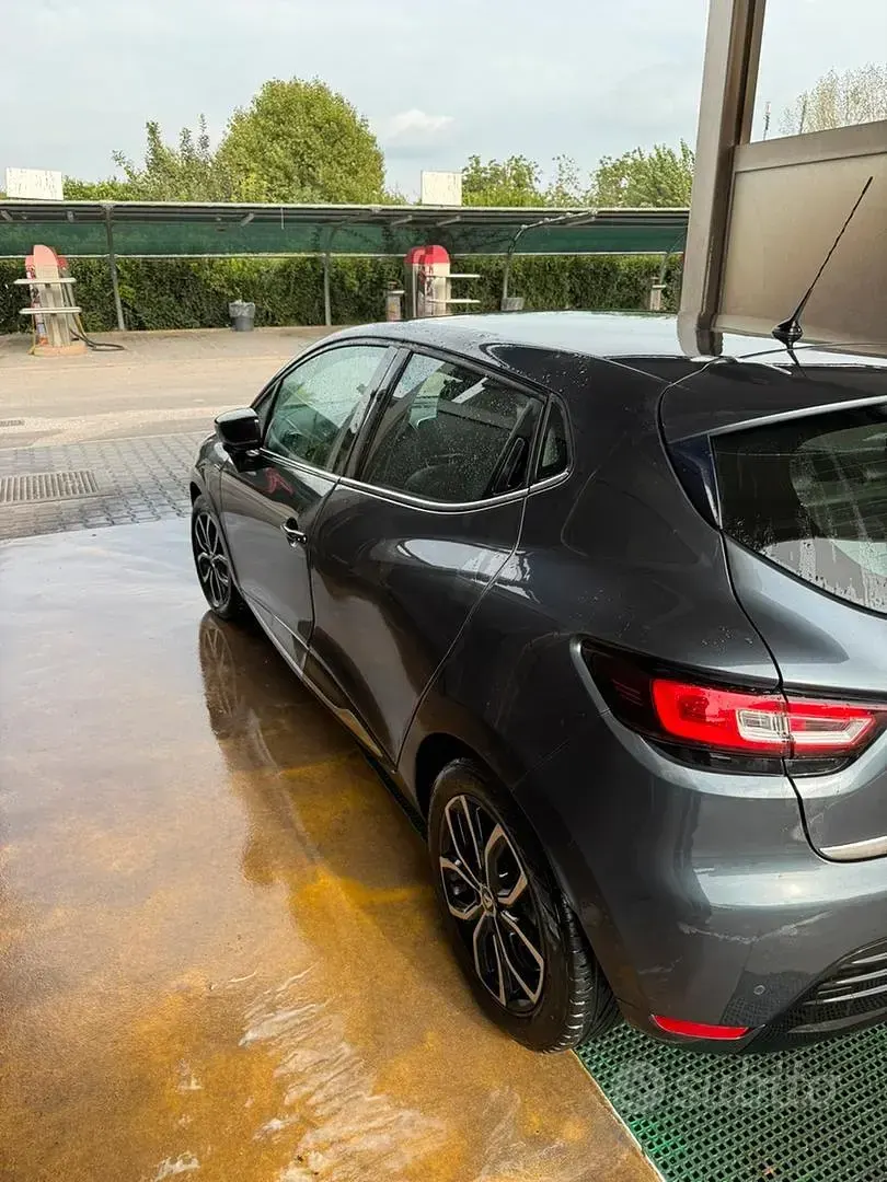 Usata Renault Clio 75 CV (55 kW) 2019 Utilitaria