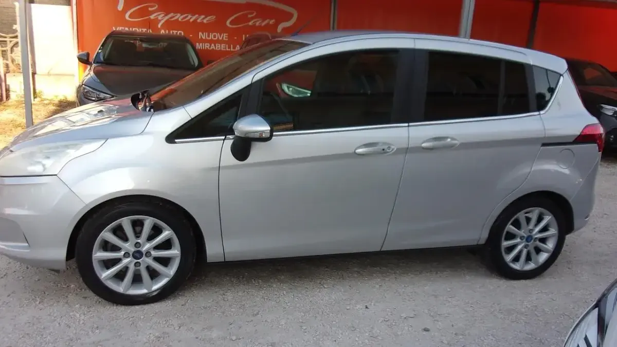 Usata Ford B-MAX 100 CV (73 kW) 2015 Argento Monovolume