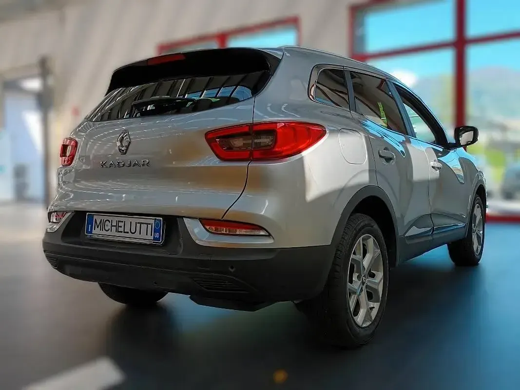 Usata Renault Kadjar 116 CV (85 kW) 2021 Argento SUV