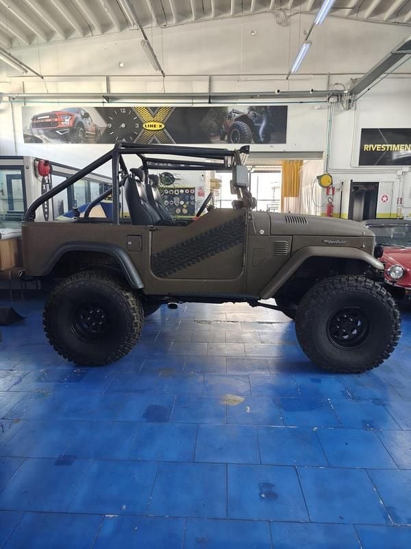 Usata Jeep CJ 53 CV (38 kW) 1979 Marrone SUV