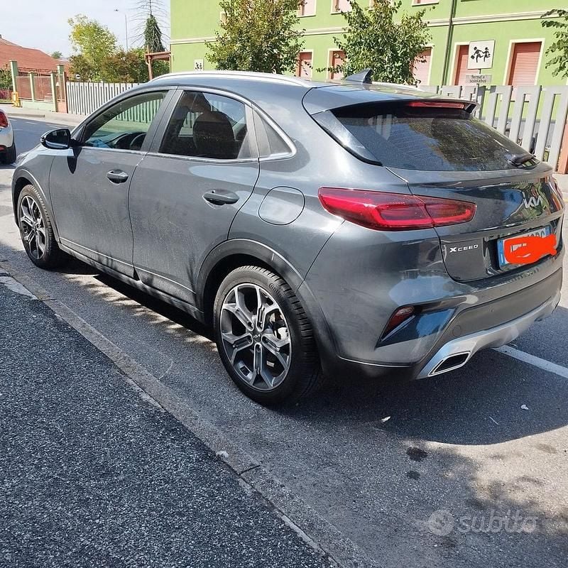 Usata Kia XCeed 120 CV (88 kW) 2022 Grigio SUV