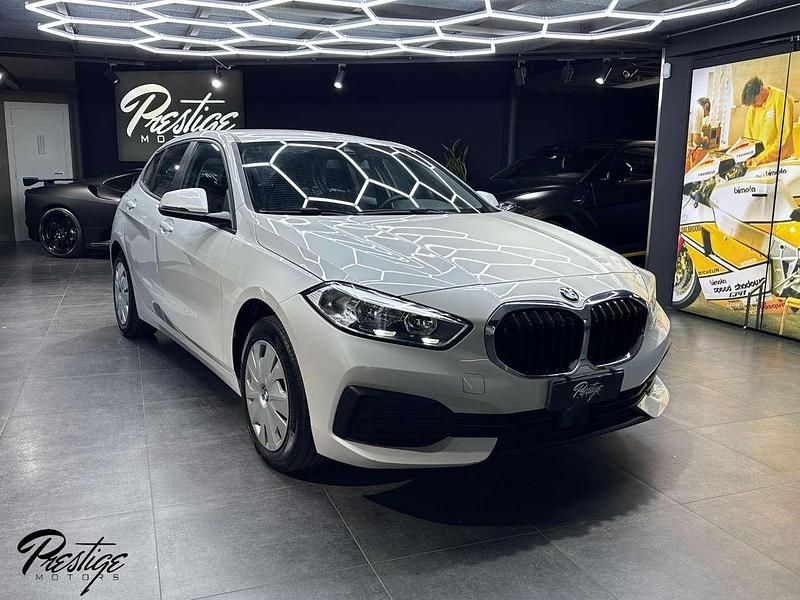 Usata BMW 116 109 CV (80 kW) 2023 Bianco Utilitaria