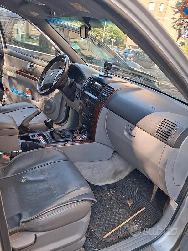 Usata Kia Sorento 140 CV (102 kW) 2005 Grigio SUV