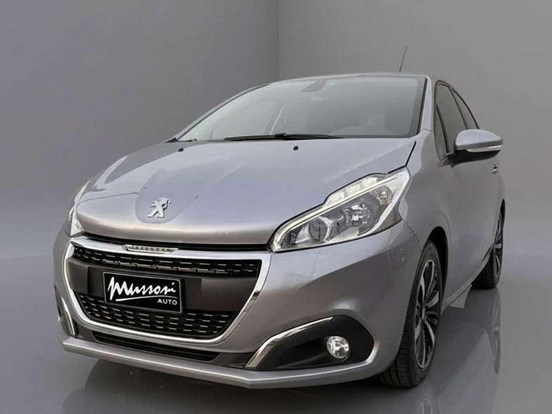 Usata Peugeot 208 Signature Sky 83 CV (61 kW) 2019 Grigio met Utilitaria