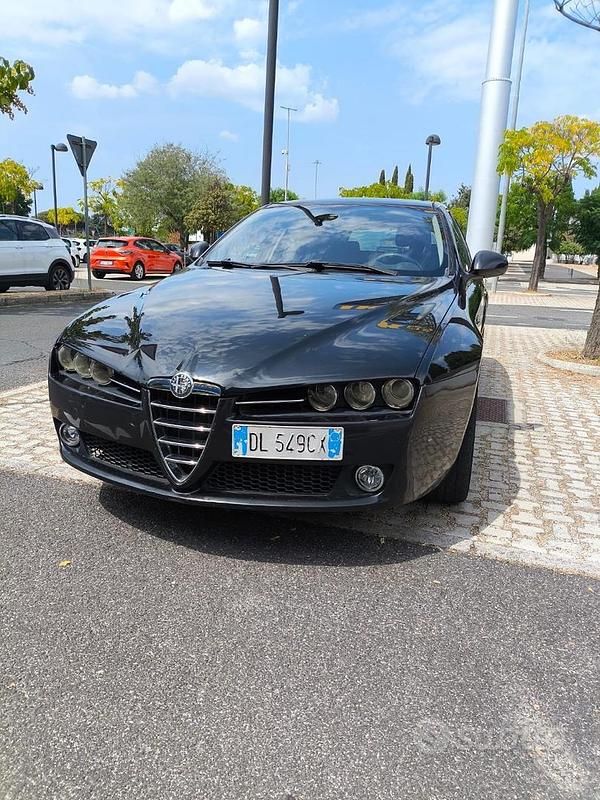 Nero Usata 1997 Alfa Romeo 159 Station wagon | 3500 € - Immagine 1/4