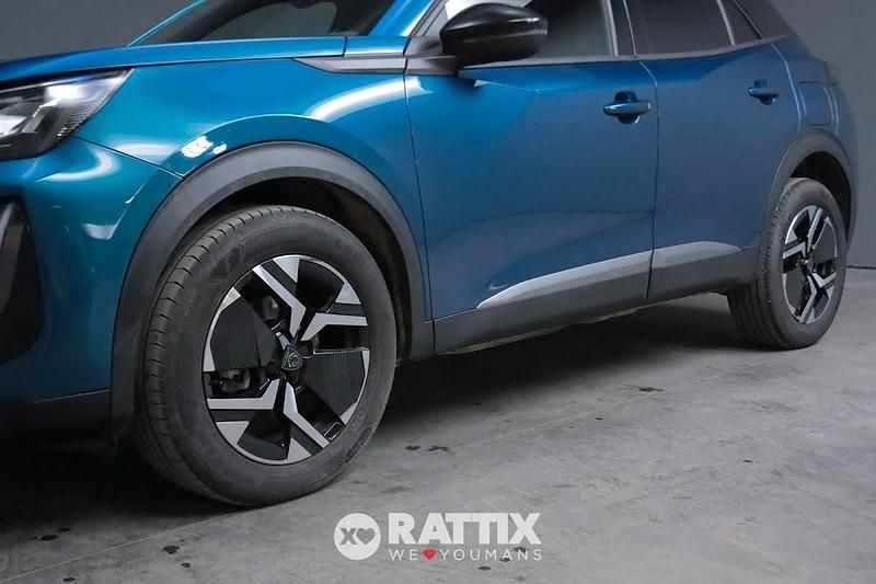 Usata Peugeot 2008 Allure 101 CV (74 kW) 2025 Blu SUV