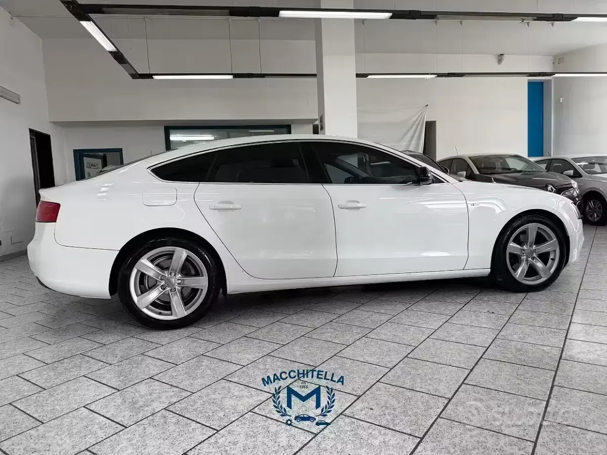 Usata Audi A5 Advanced 177 CV (130 kW) 2012 Bianco Coupé