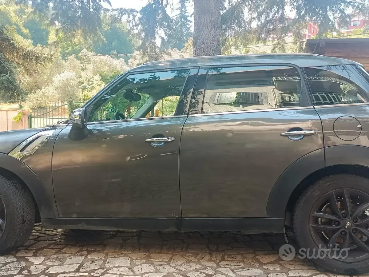 Usata Mini Countryman 122 CV (89 kW) 2013 Grigio SUV
