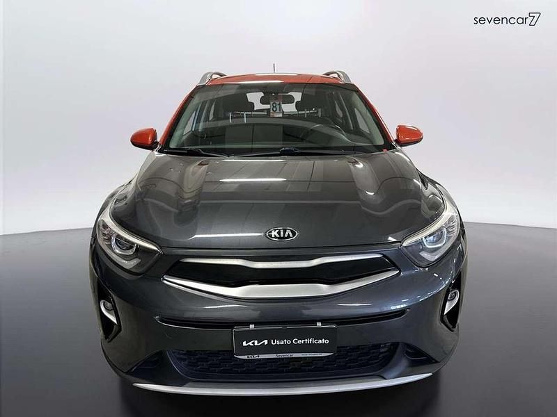 Usata Kia Stonic Style 110 CV (80 kW) 2018 Grigio SUV