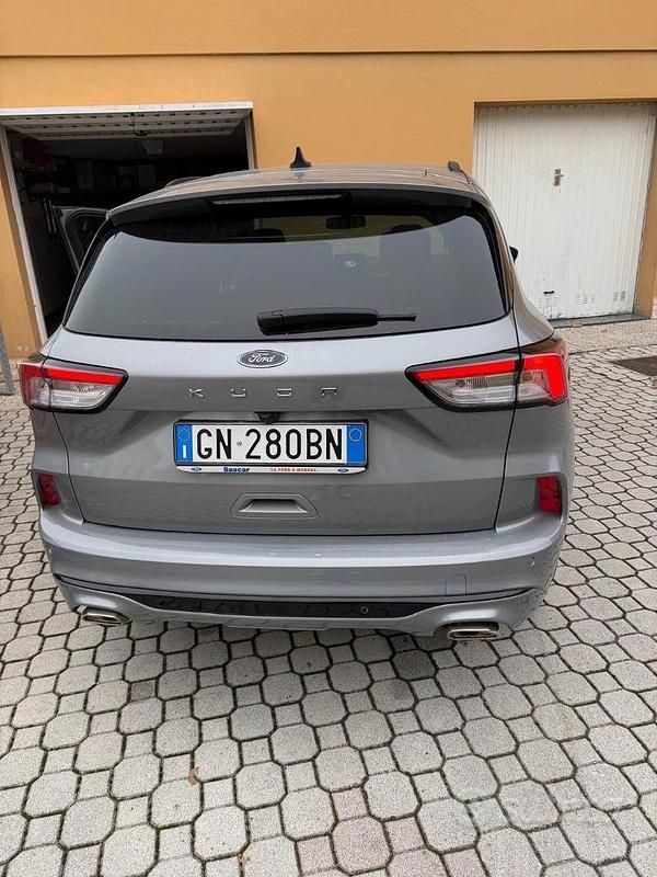Usata 2023 Ford Kuga S SUV | 22.000 € (Buon prezzo) - Immagine 1/4