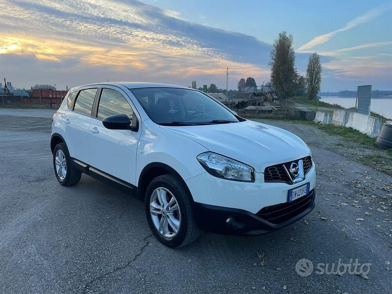 Bianco Usata 2013 Nissan Qashqai SUV | 4200 € (Super prezzo) - Immagine 1/4