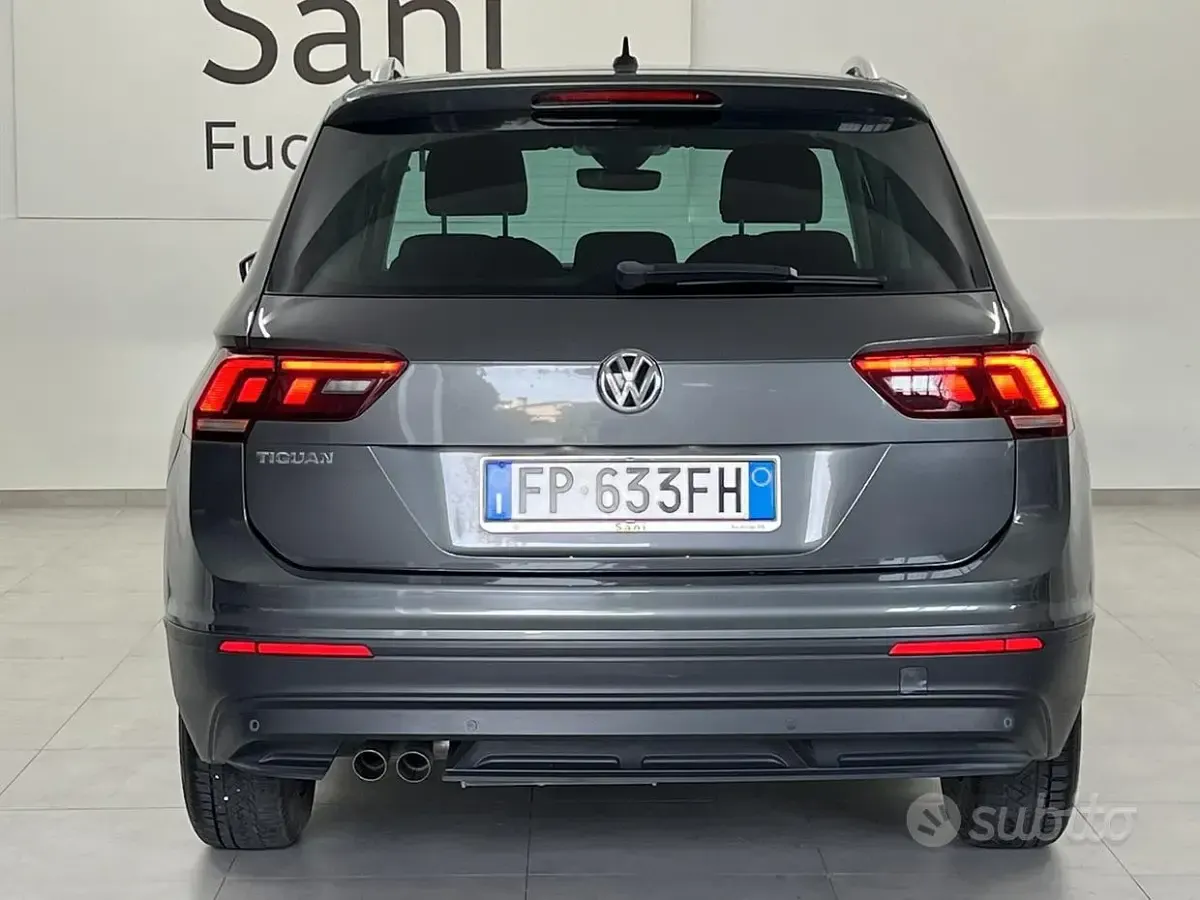 Usata VW Tiguan Business 116 CV (85 kW) 2018 Grigio SUV