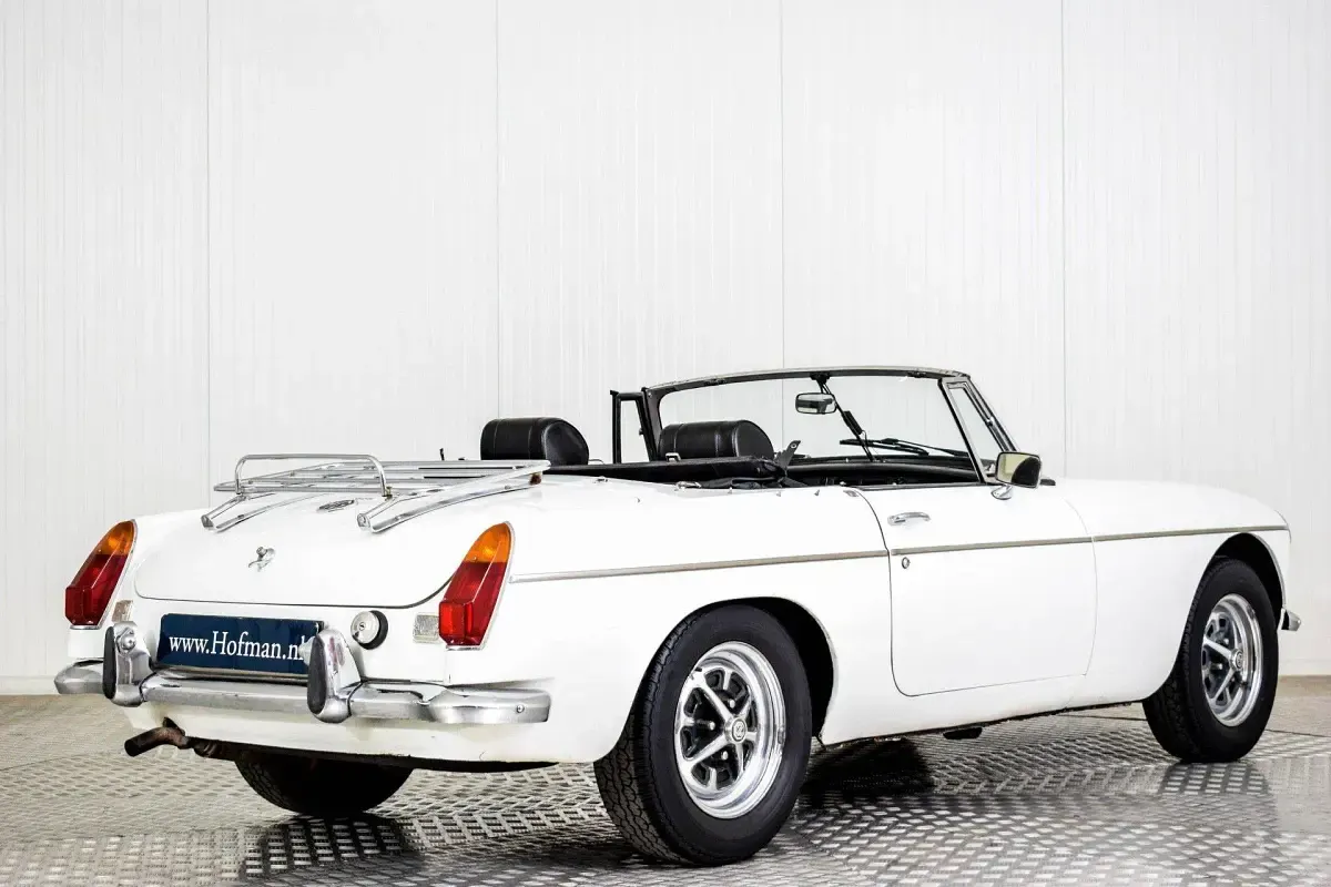 Usata MG B 97 CV (71 kW) 1973 Bianco Cabrio