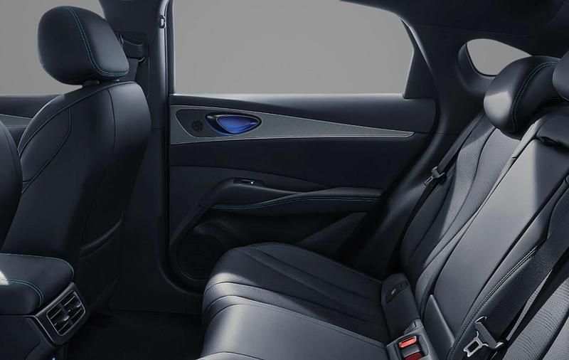 Nuova BYD Seal 184 CV (135 kW) 2026 Bianco Berlina