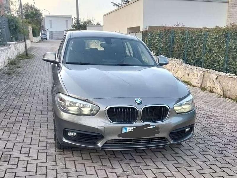 Occasion BMW 118 122 PK (89 kW) 2007 Grijs Hatchback