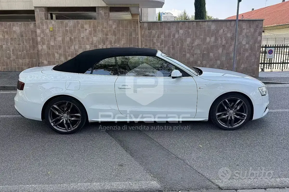 Usata Audi A5 Cabriolet Business 150 CV (110 kW) 2015 Bianco Cabrio