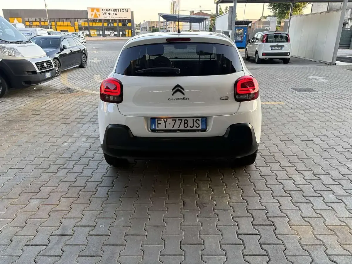 Usata Citroën C3 Shine 102 CV (75 kW) 2019 Other Utilitaria