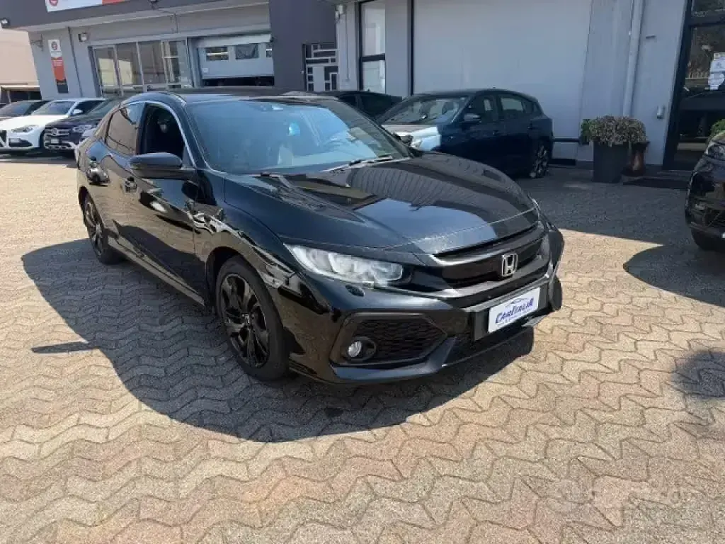 Begagnad Honda Civic Elegance 126 HK (92 kW) 2018 Svart Sedan