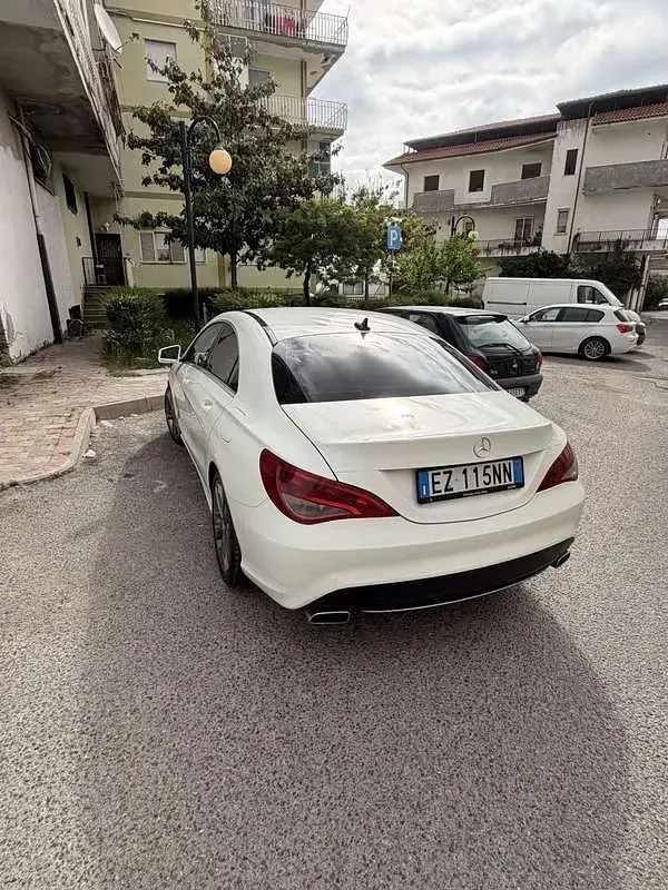 Usata Mercedes CLA180 Executive 109 CV (80 kW) 2015 Bianco Coupé