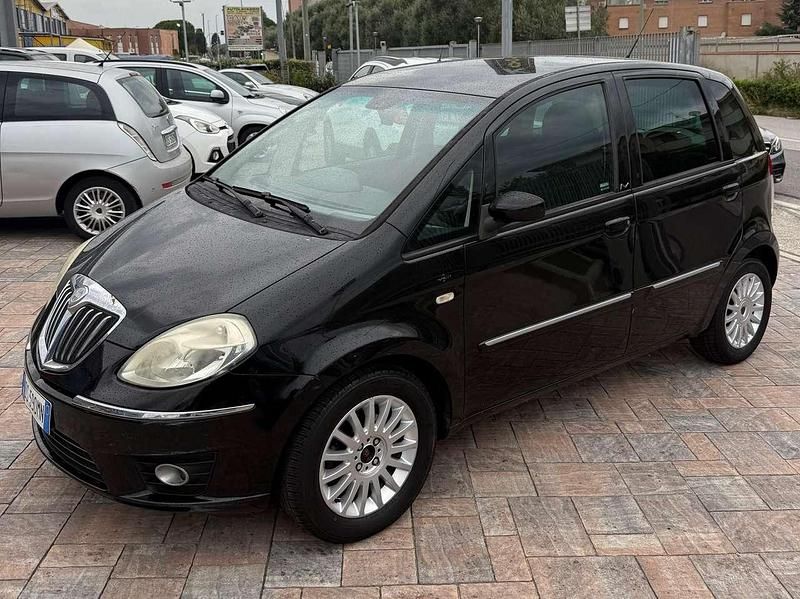 Usata Lancia Musa 77 CV (56 kW) 2008 Other Monovolume