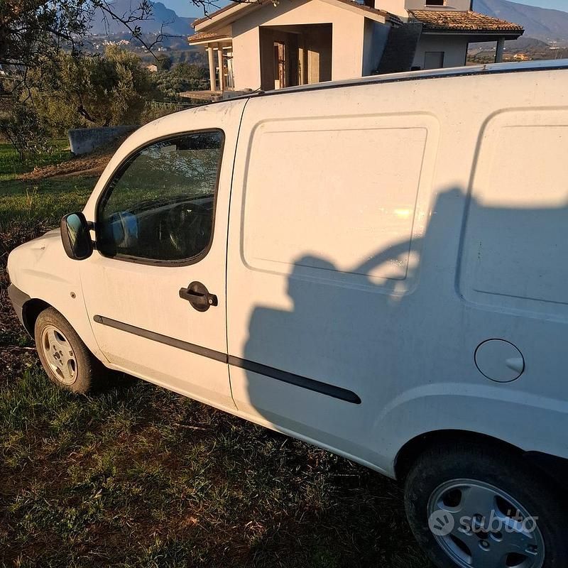 Usata Fiat Doblò 65 CV (47 kW) 2002 Monovolume