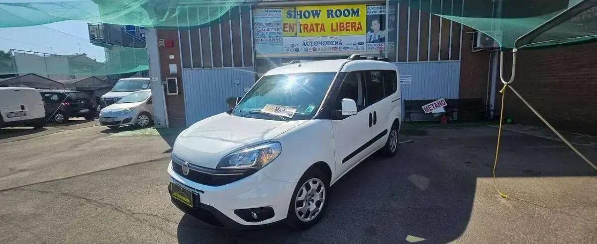 Usata Fiat Doblò 120 CV (88 kW) 2016 Bianco Monovolume